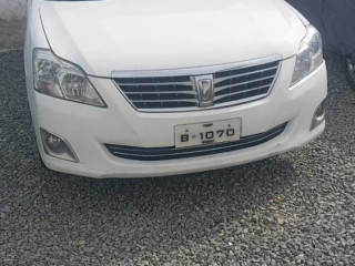 toyota-premio-x-package-18-2013