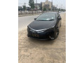 toyota-corolla-altis-cvt-i-small-2