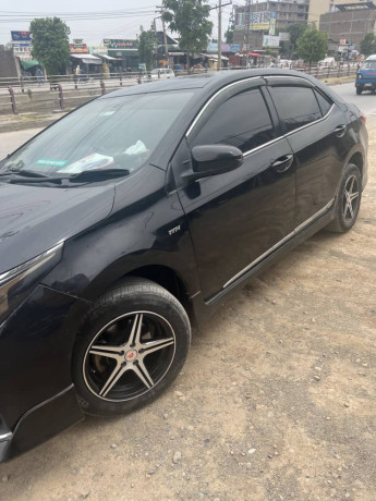 toyota-corolla-altis-cvt-i-big-1