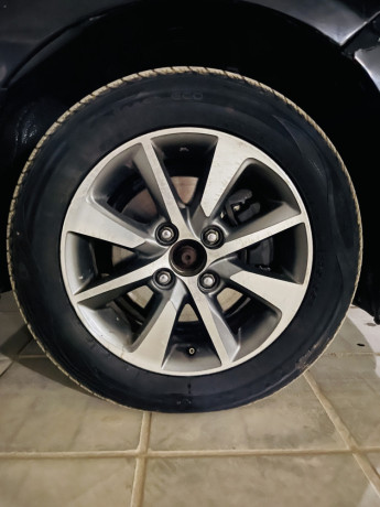 toyota-vitz-push-start-big-9