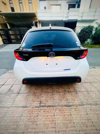 toyota-yaris-20212025-total-genuine-urgent-sale-92-300-3441234-big-1