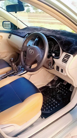 toyota-corolla-altis-x-manual-16-big-7