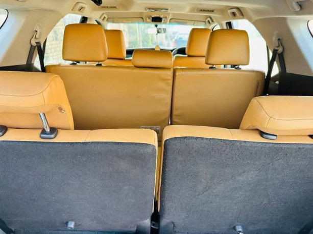 toyota-fortuner-27-v-big-10