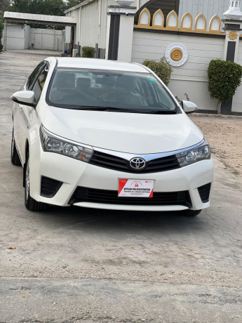 toyota-corolla-altis-x-manual-16-big-6
