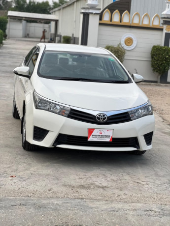 toyota-corolla-altis-x-manual-16-big-0