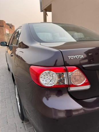 toyota-corolla-altis-x-manual-16-big-9