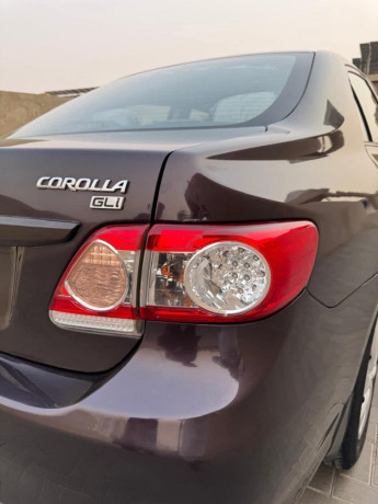 toyota-corolla-altis-x-manual-16-big-10