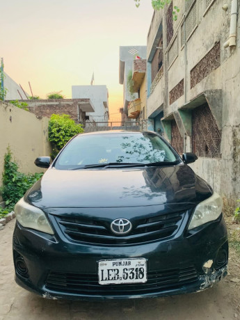 toyota-corolla-altis-x-manual-16-big-0
