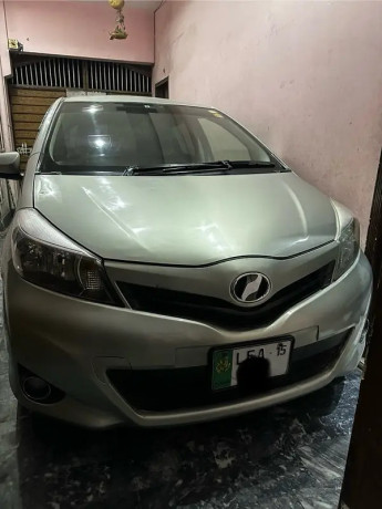 toyota-vitz-20111415-big-0