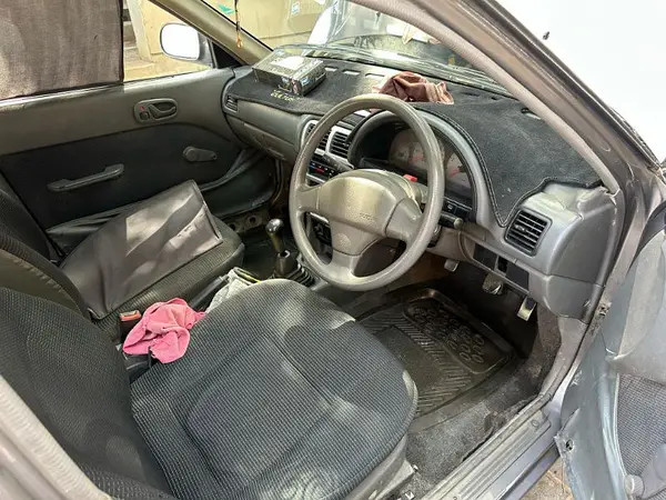 suzuki-cultus-vxr-2015-big-7