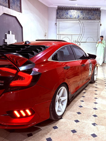 honda-civic-oriel-big-2
