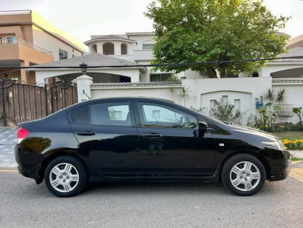 honda-city-12l-mt-big-9