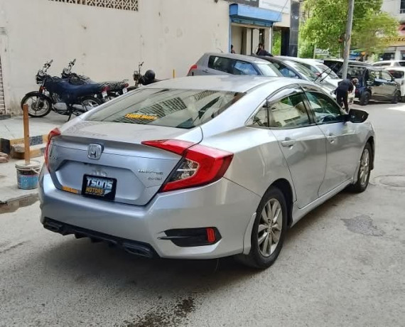 honda-civic-oriel-big-3