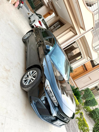 honda-civic-oriel-big-0