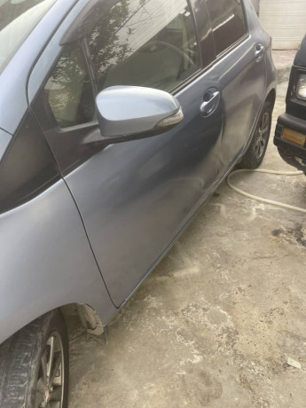 toyota-vitz-f-10-big-5