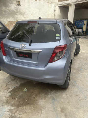 toyota-vitz-f-10-big-1
