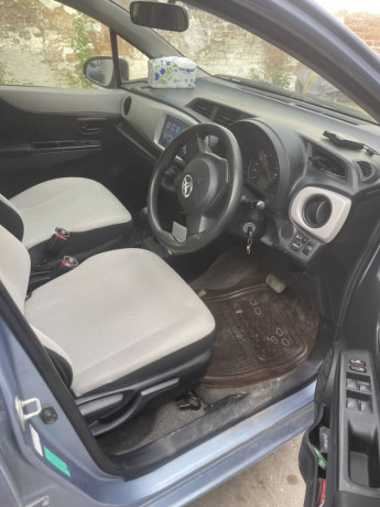 toyota-vitz-f-10-big-4