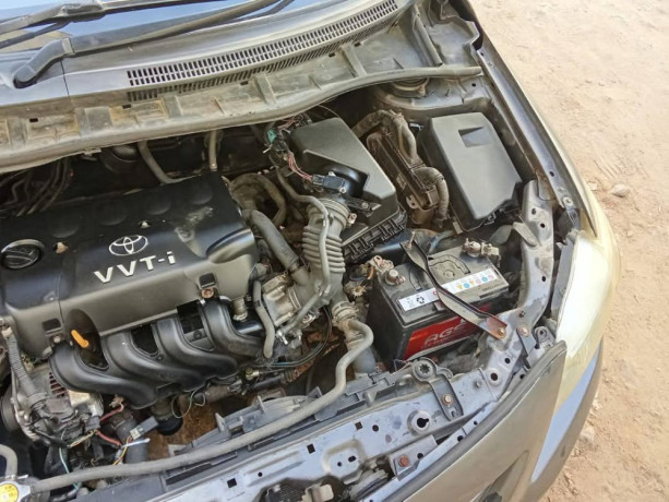 toyota-corolla-altis-x-manual-16-big-7