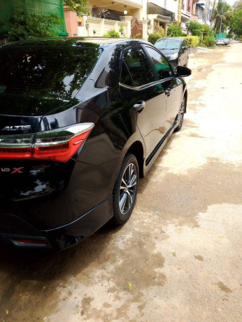 toyota-corolla-altis-16-x-cvt-i-big-3