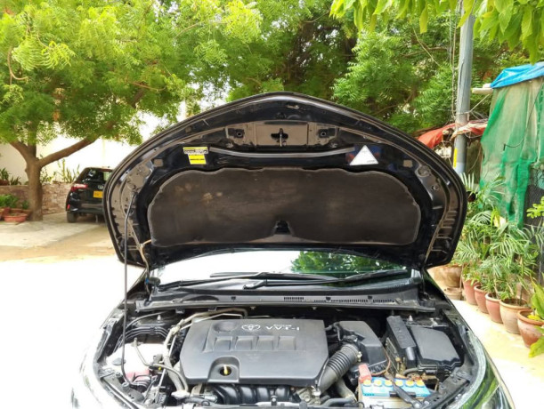 toyota-corolla-altis-16-x-cvt-i-big-6