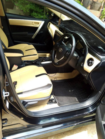 toyota-corolla-altis-16-x-cvt-i-big-9