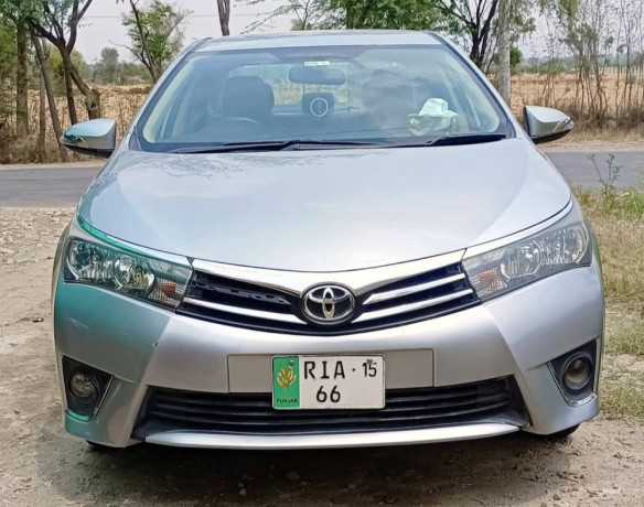 toyota-corolla-altis-x-manual-16-big-0