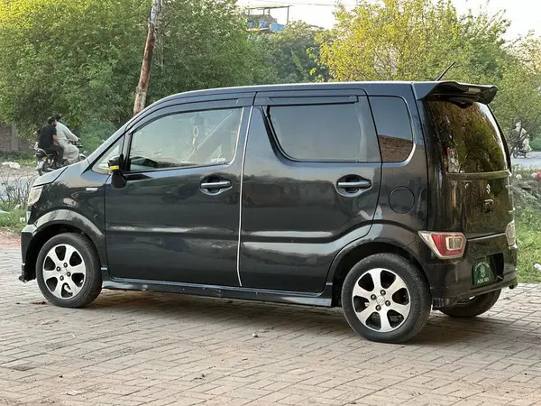 suzuki-wagon-r-hybrid-2017-big-2