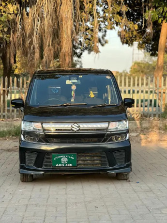suzuki-wagon-r-hybrid-2017-big-9