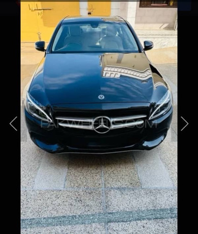 mercedes-benz-c-class-c200-big-0