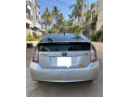 toyota-prius-alpha-g-small-7