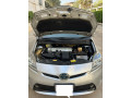 toyota-prius-alpha-g-small-2