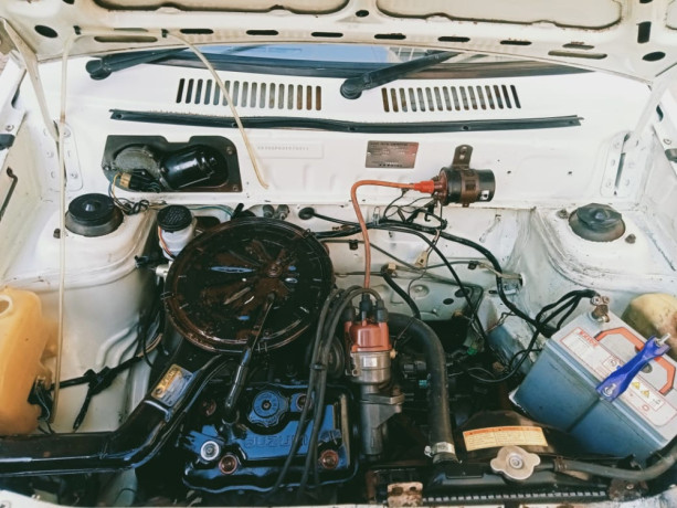 suzuki-mehran-vx-2011-big-5