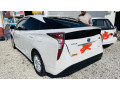 toyota-prius-alpha-s-l-selection-small-1