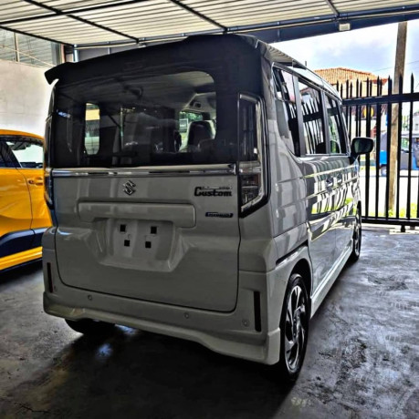 suzuki-spacia-x-big-3