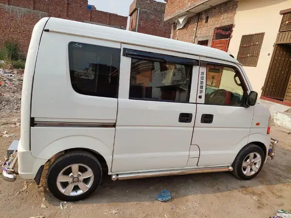 suzuki-every-2017-big-6