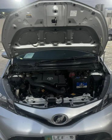 toyota-vitz-big-10