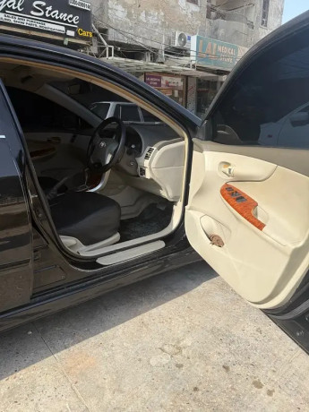 toyota-corolla-altis-2009-big-7