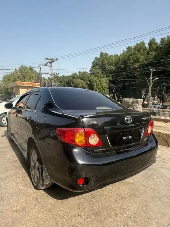 toyota-corolla-altis-2009-big-3