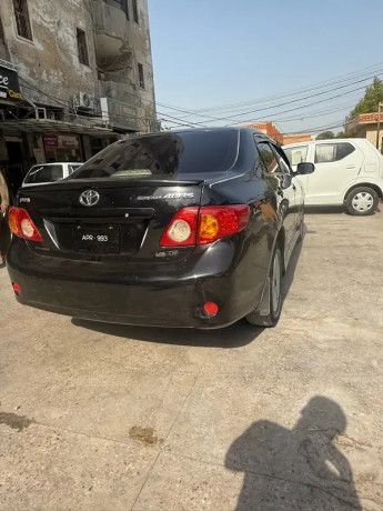 toyota-corolla-altis-2009-big-4