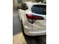 honda-vezel-2016-small-7