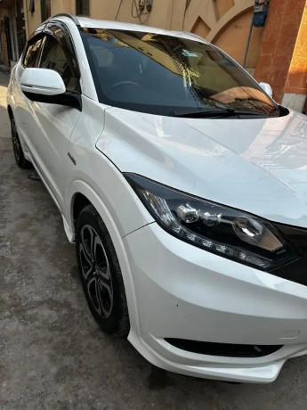 honda-vezel-2016-big-8
