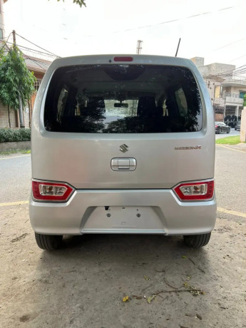 suzuki-wagonr-202225-big-1