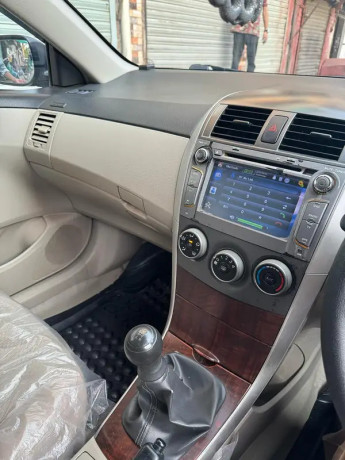 toyota-corolla-gli-2014-big-5