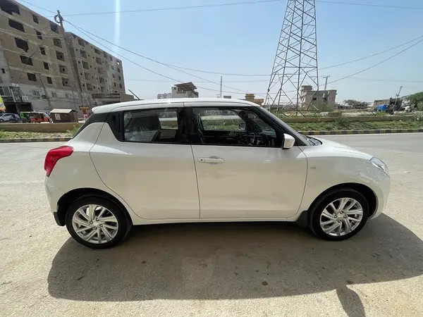 suzuki-swift-2024-gl-cvt-big-8