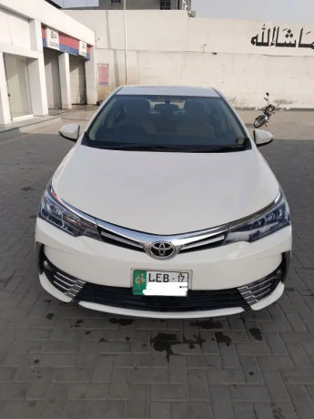 toyota-corolla-gli-2017-big-8