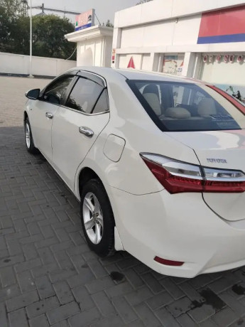 toyota-corolla-gli-2017-big-5