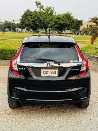 honda-fit-hybrid-big-5