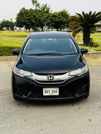 honda-fit-hybrid-big-0