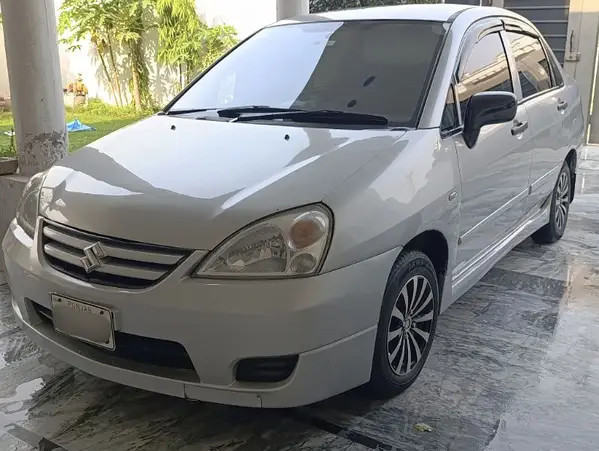 suzuki-liana-2006-big-6