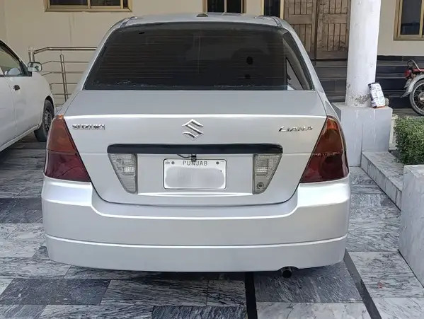 suzuki-liana-2006-big-4